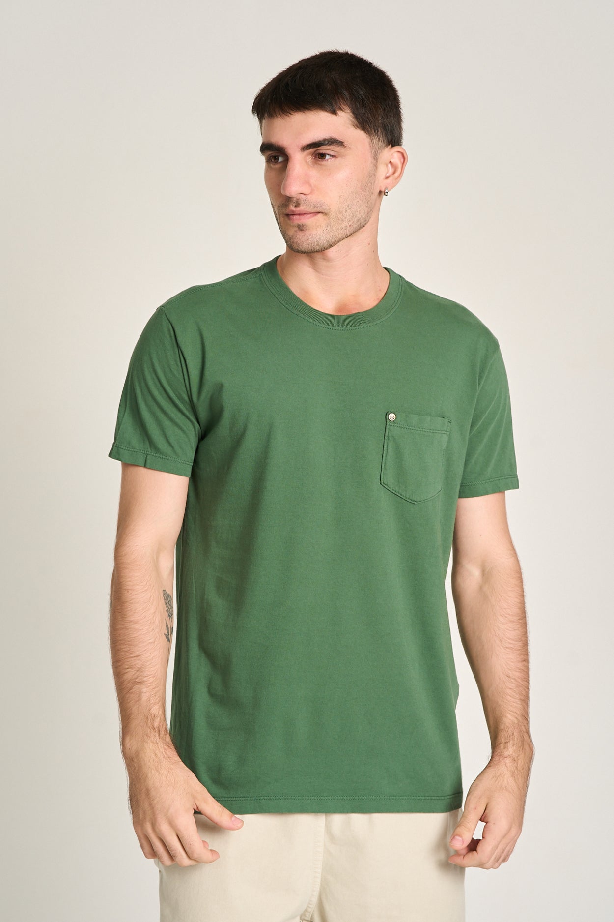 Camiseta Pocket Basic Verde
