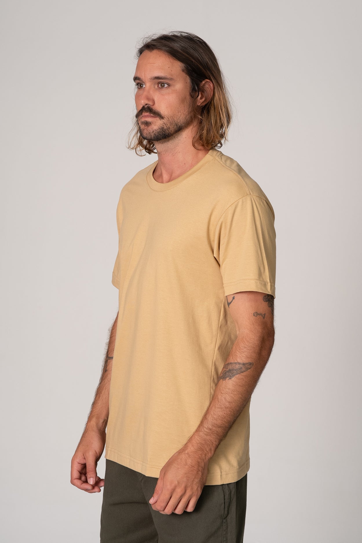 Camiseta Comfort Caqui