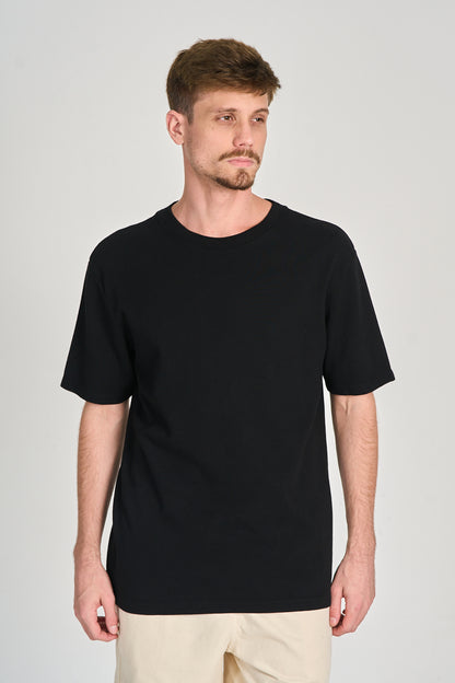 Camiseta Nature Lovers Over Preto