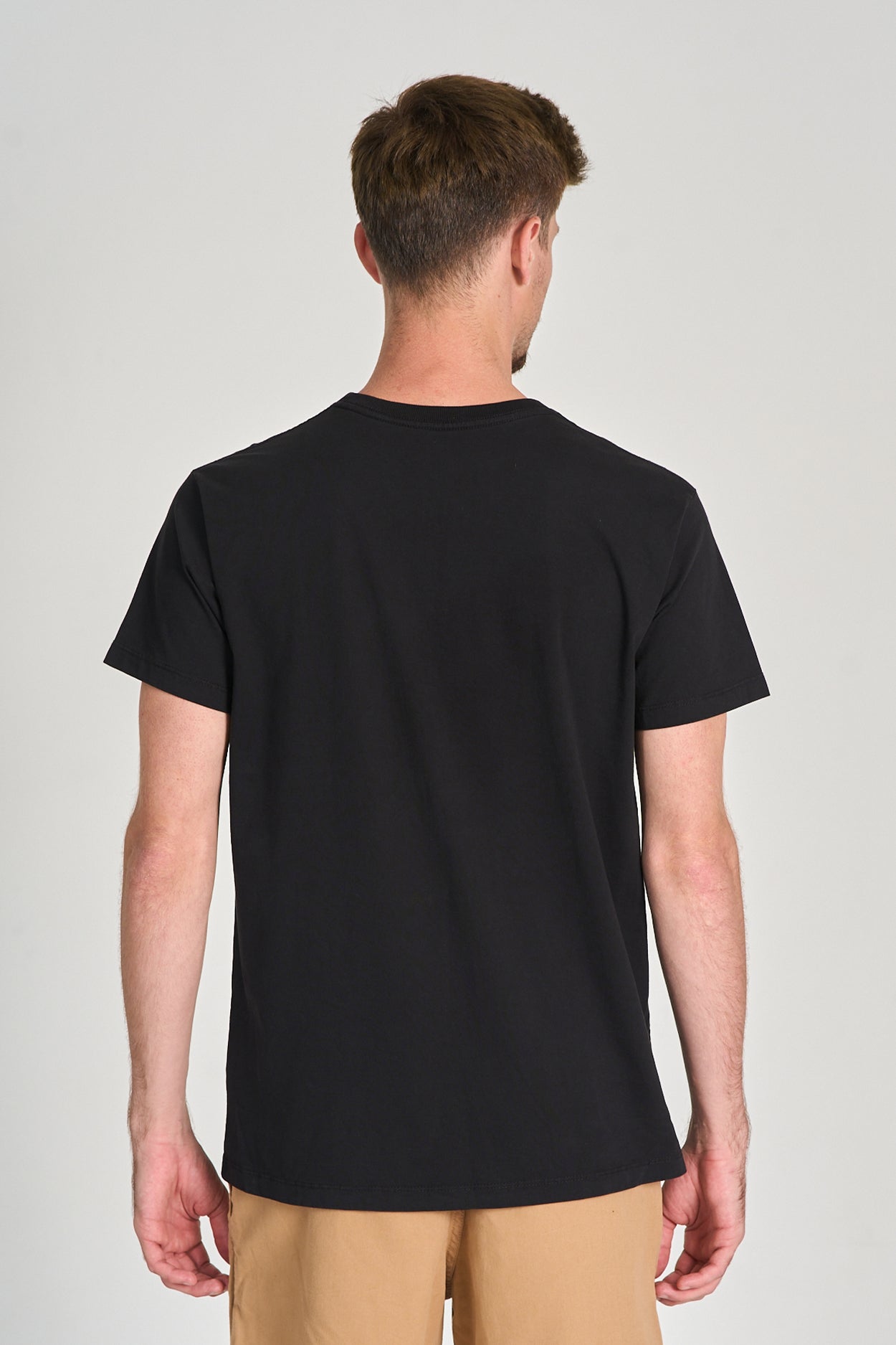 Camiseta Florest Bordado Preto