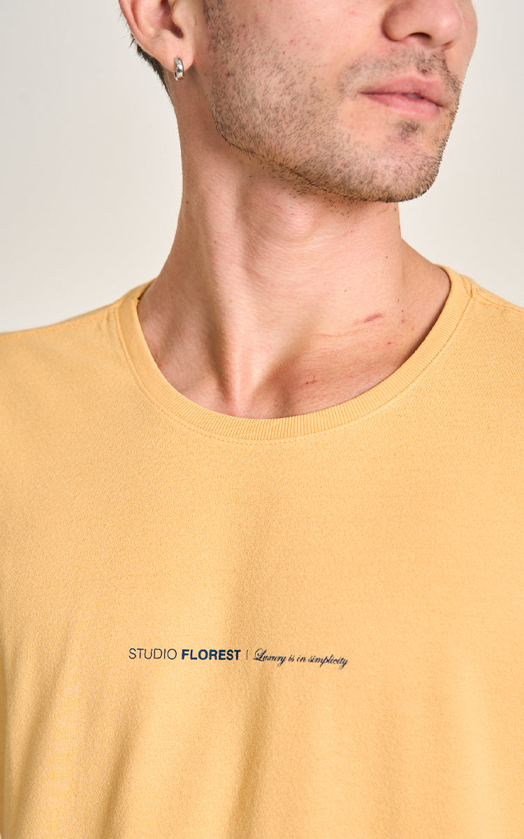 Camiseta Luxury Mostarda