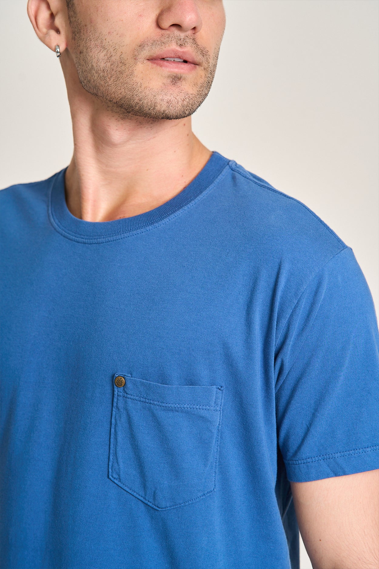 Camiseta Pocket Basic Azul Matisse
