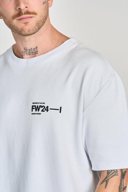Camiseta Fw24 Over Branco