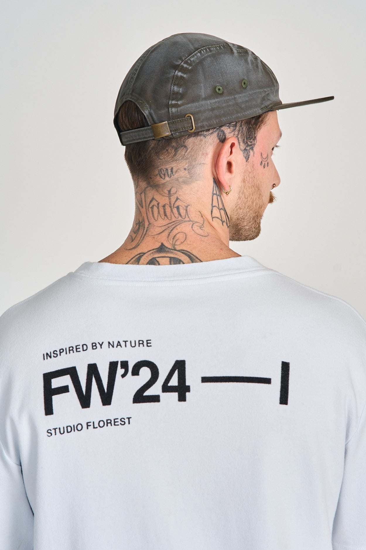 Camiseta Fw24 Over Branco