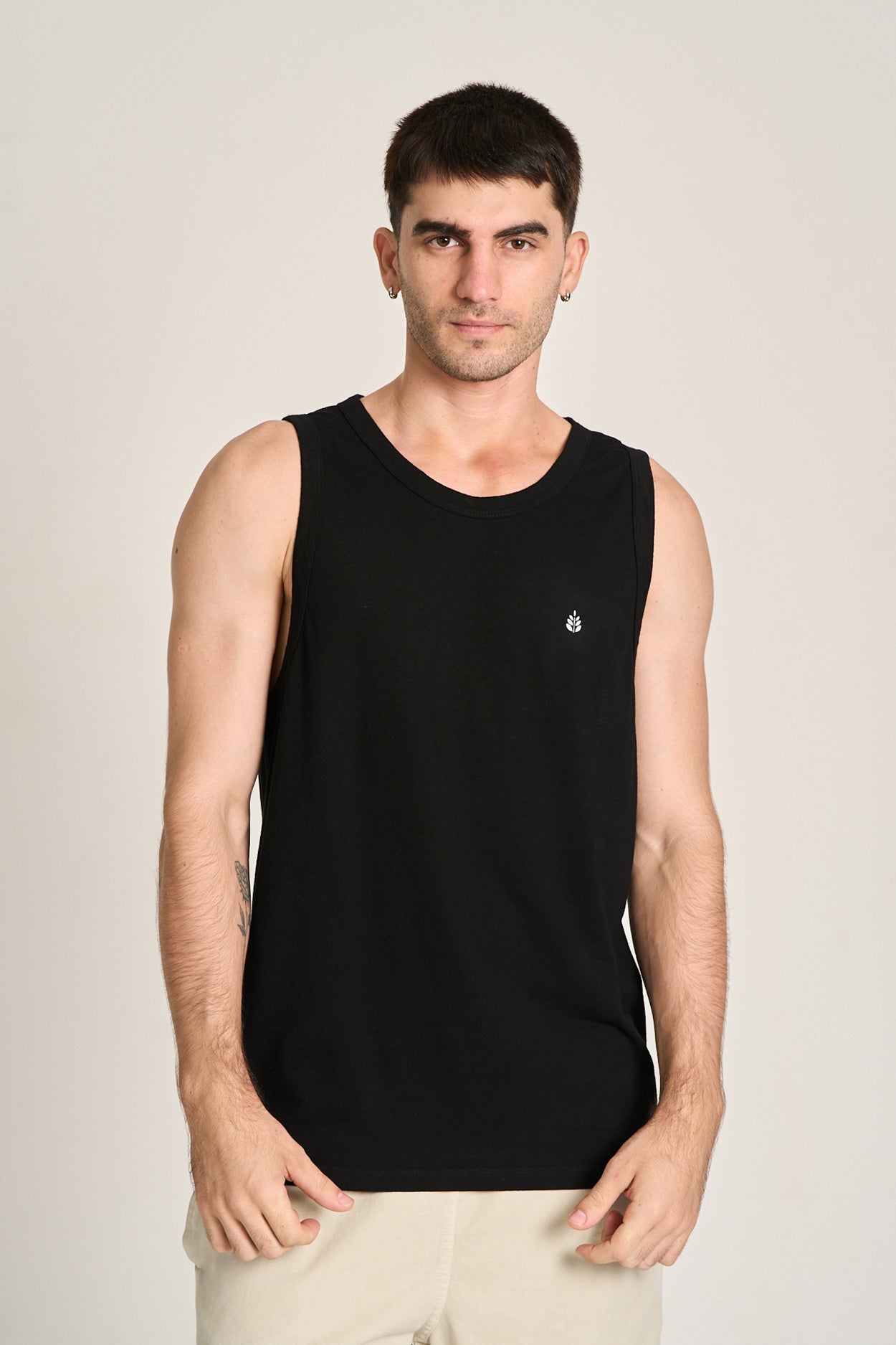 Regata Una Preto