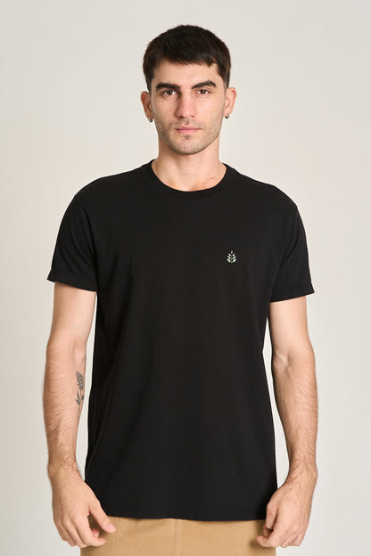 Camiseta Minimal Logo Preto