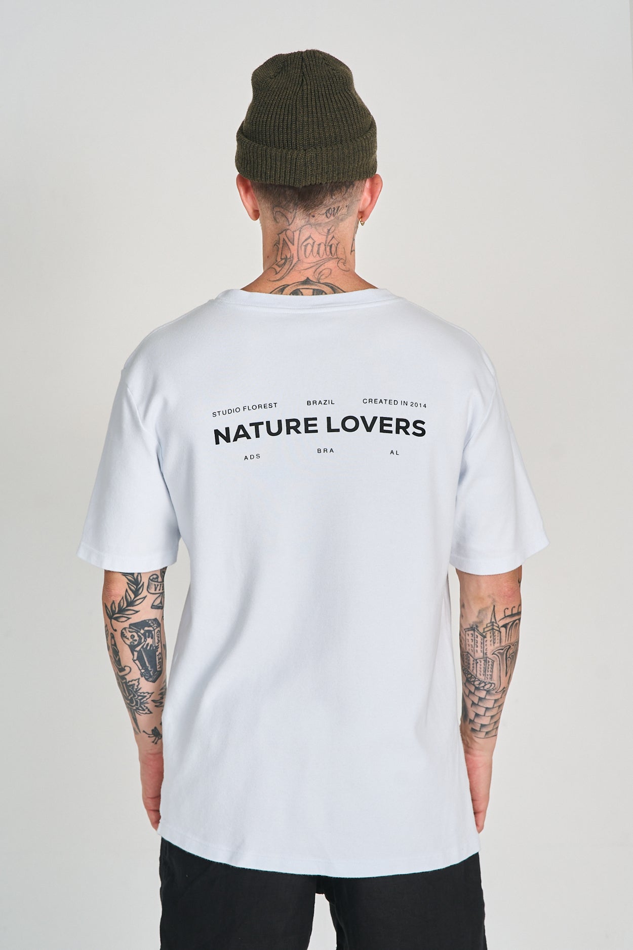 Camiseta Nature Lovers Over Branco