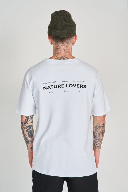 Camiseta Nature Lovers Over Branco