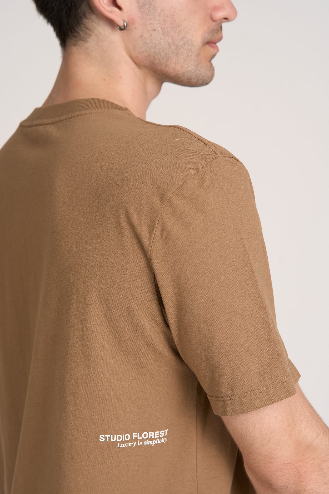 Camiseta Ampla Over Marrom