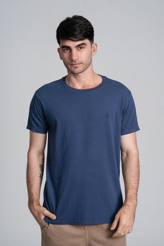 Camiseta Florest Bordado Azul Marinho