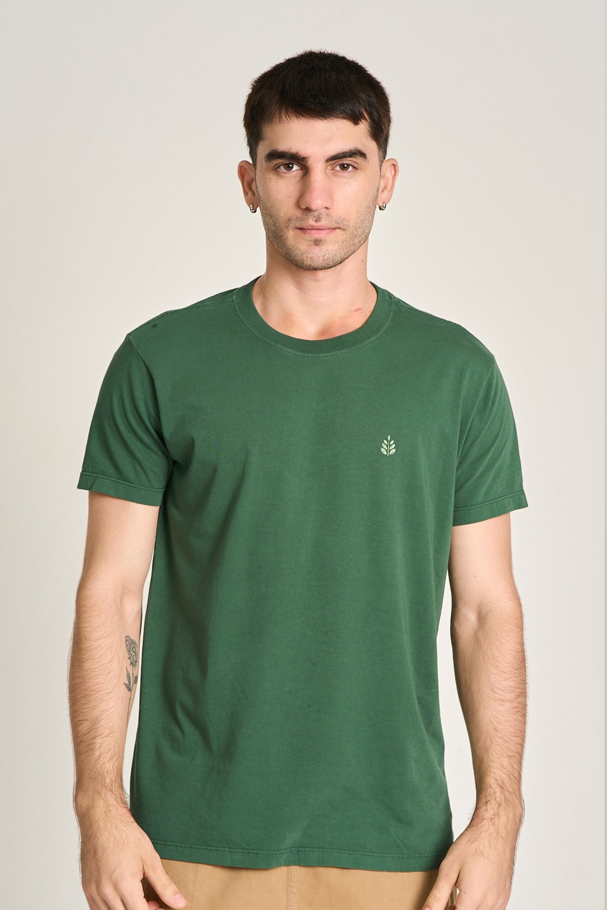 Camiseta Minimal Logo Verde