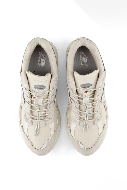 TENIS NEW BALANCE M2002RDQ Bege