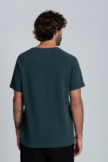 Camiseta Raglan Layer Verde Escuro
