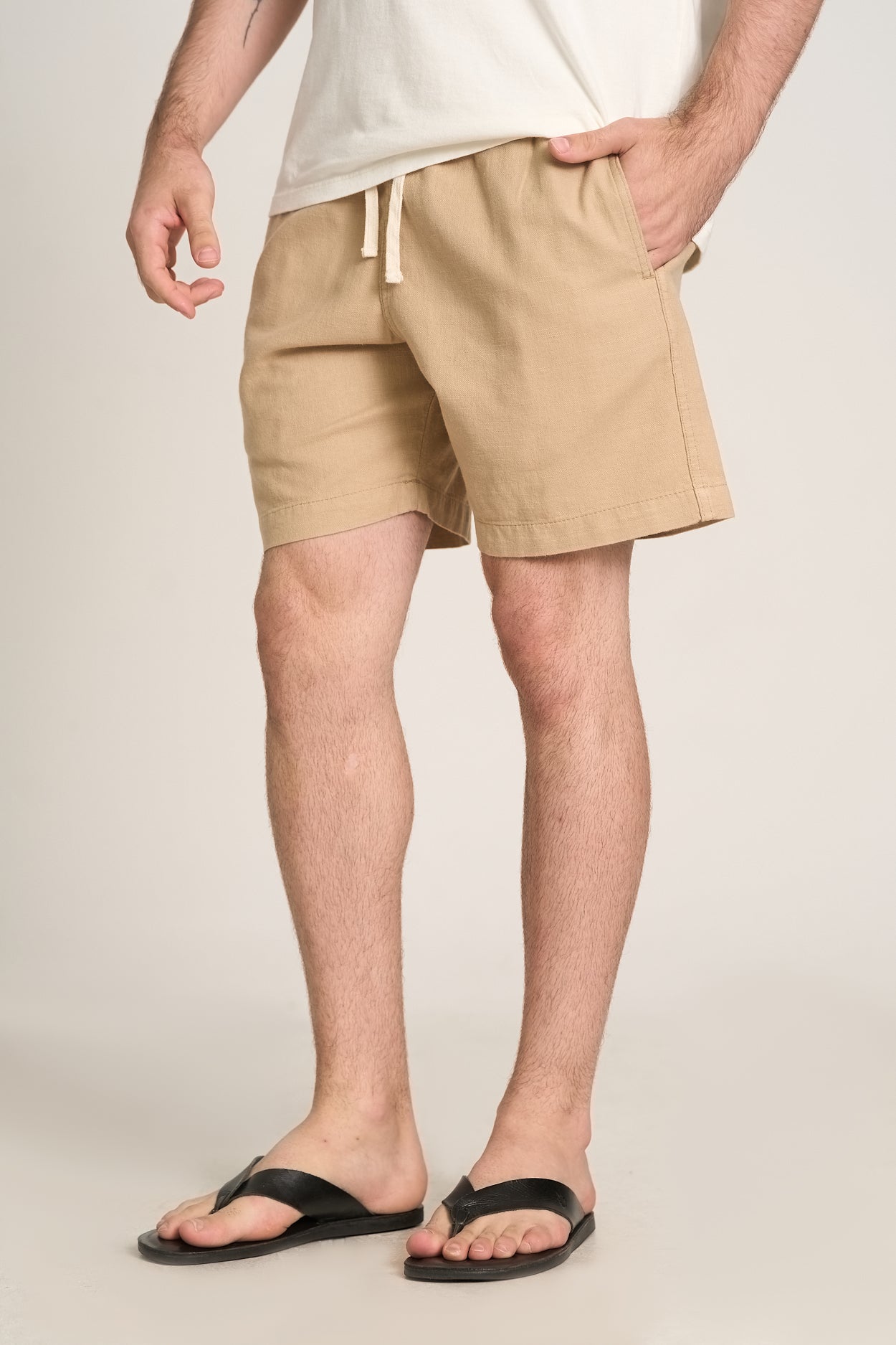 Short Bobby Ocre