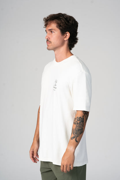 Camiseta Feels Like Summer Oversized Off-White