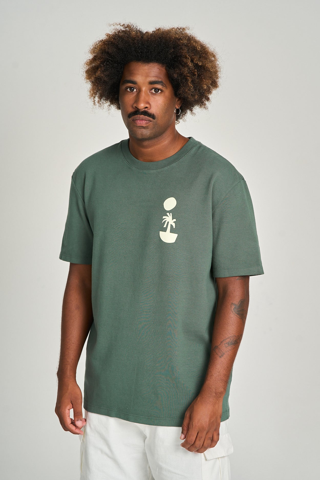 Camiseta Same Plants Over Verde