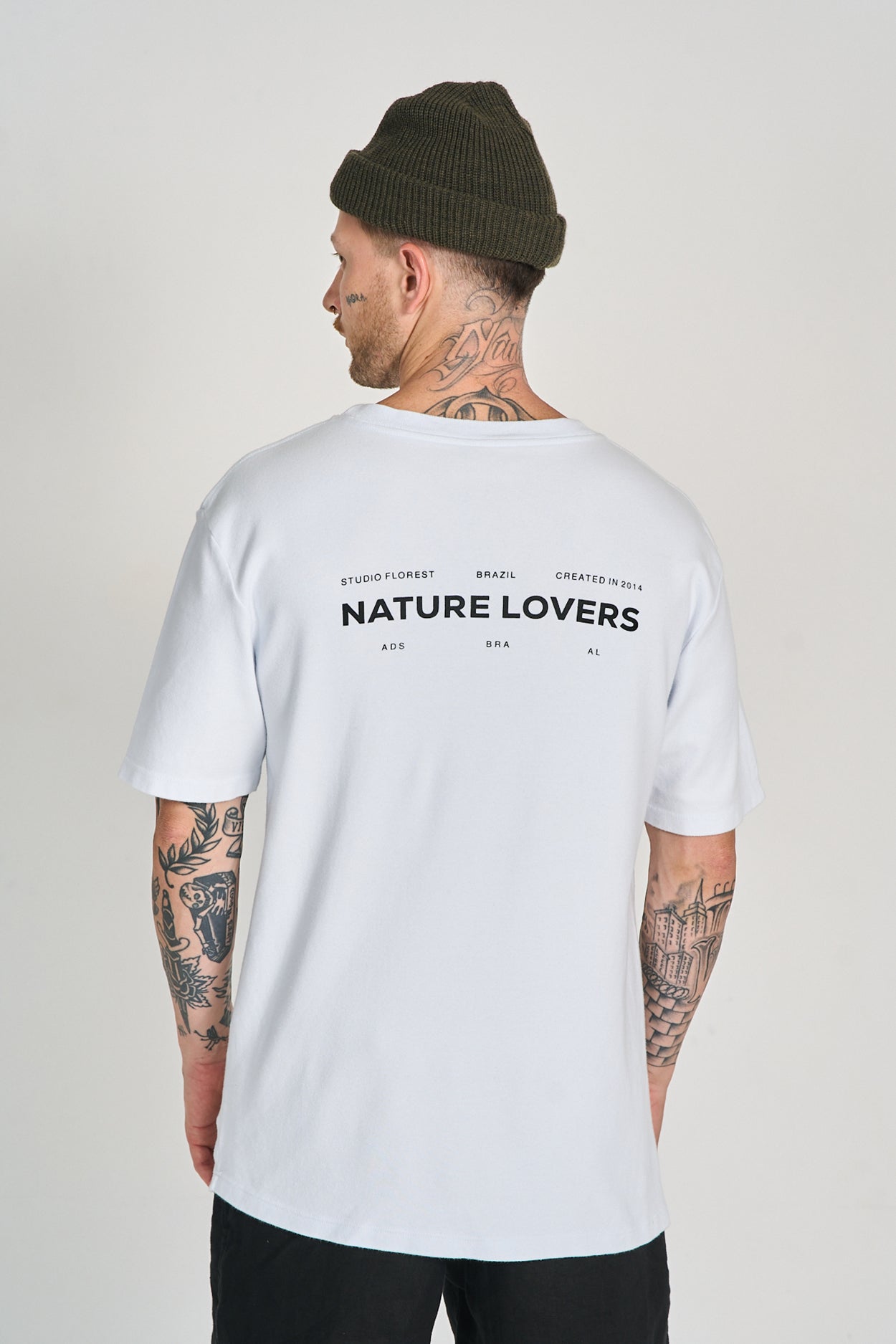 Camiseta Nature Lovers Over Branco