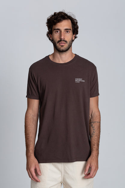 Camiseta Seven Summits Marrom