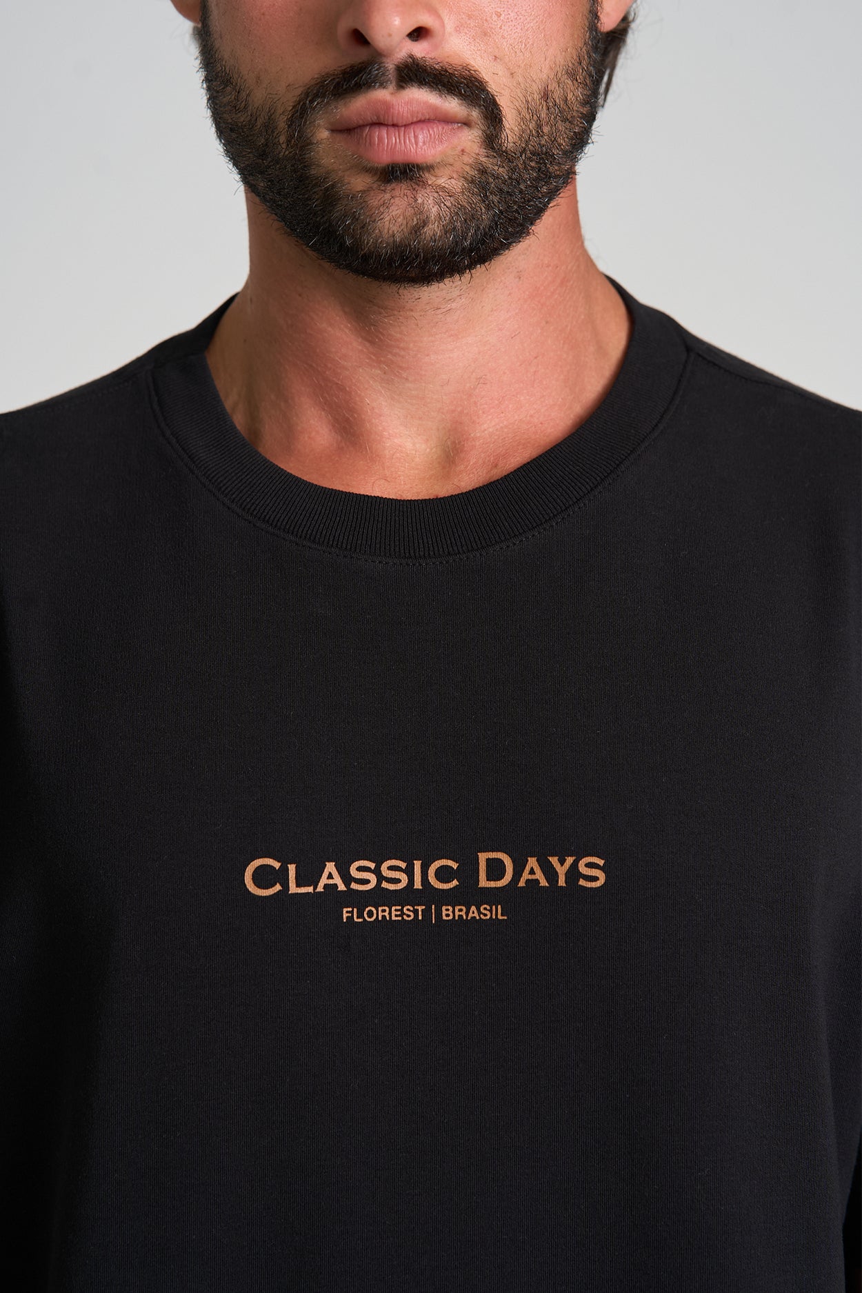 Camiseta Classic Days Over Preto