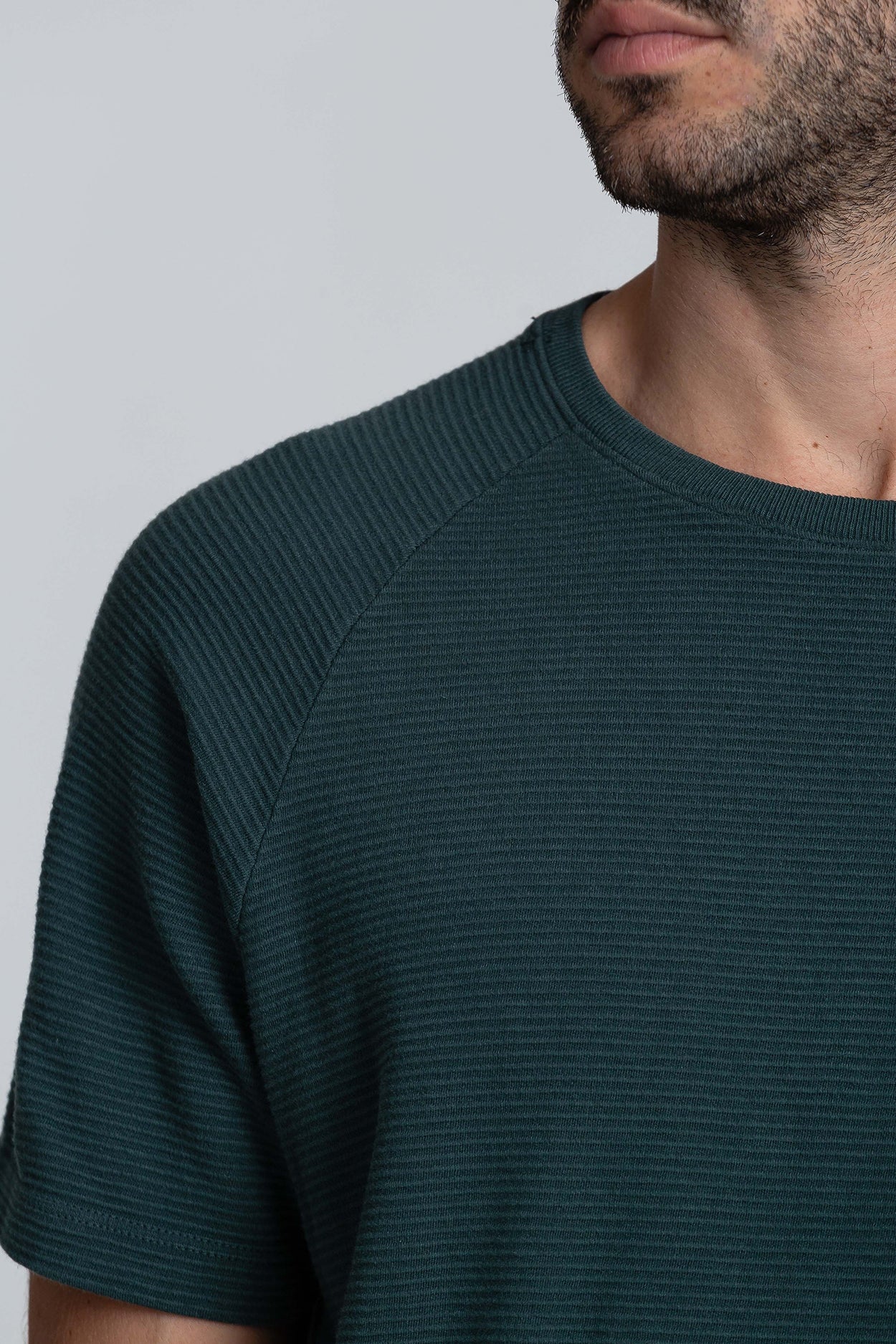 Camiseta Raglan Layer Verde Escuro