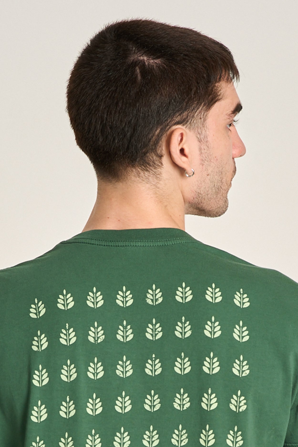 Camiseta Minimal Logo Verde