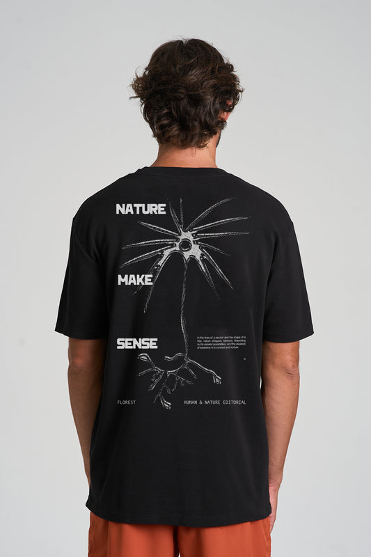 Camiseta Make Sense Over Preto