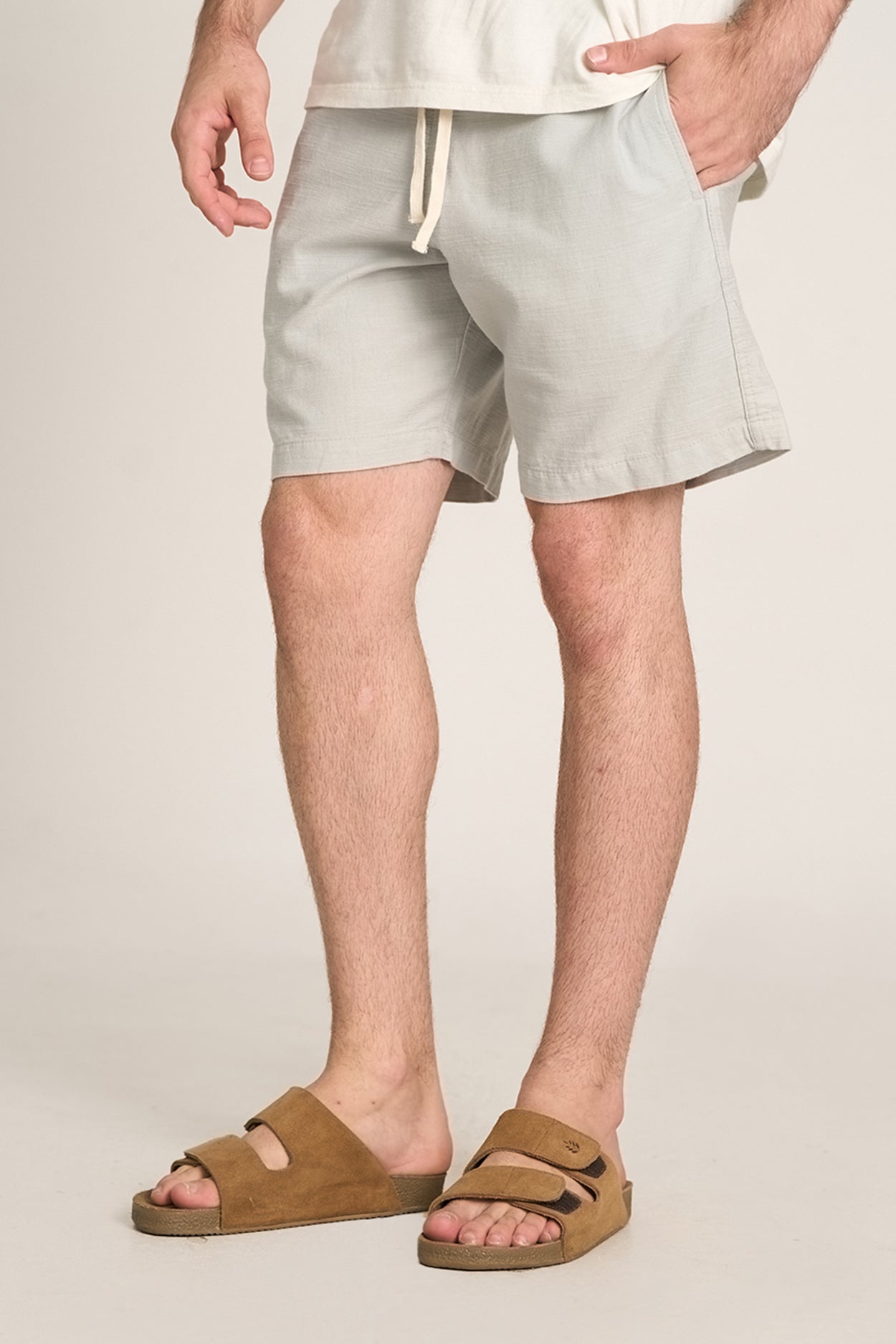 Short Bobby Cinza