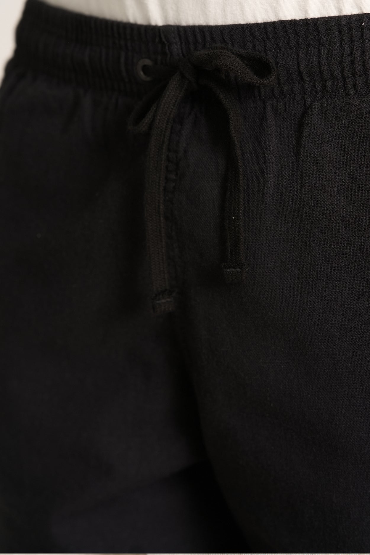 Bermuda Holly Preto