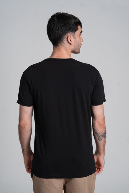 Camiseta Florest Bordado Preto