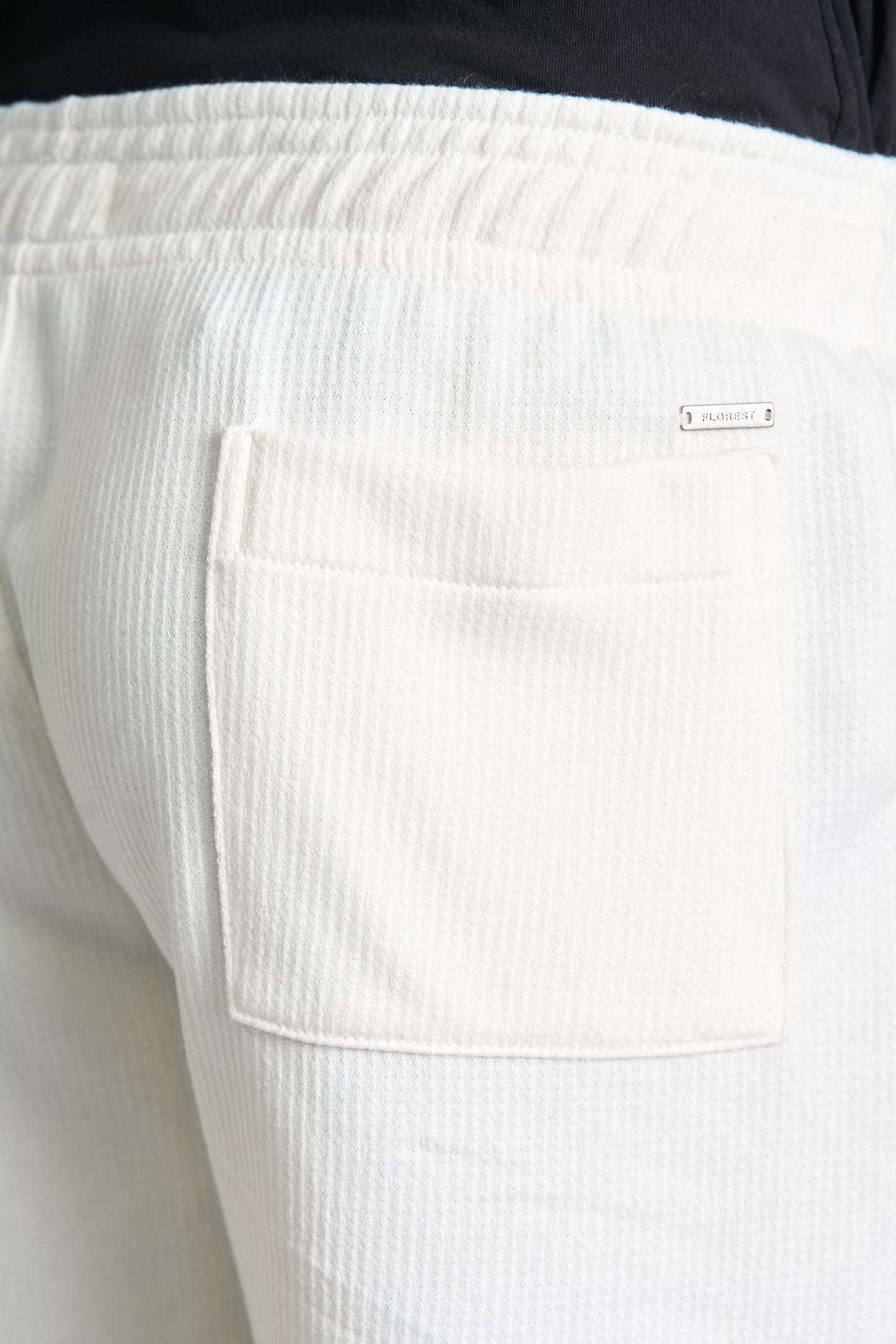 Short Vias Off-White