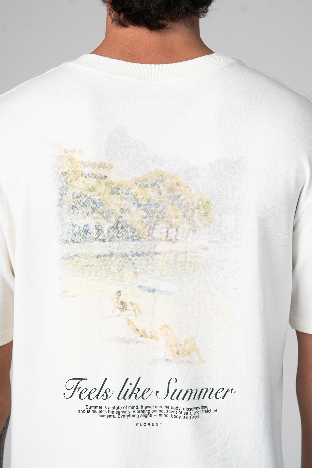 Camiseta Feels Like Summer Oversized Off-White