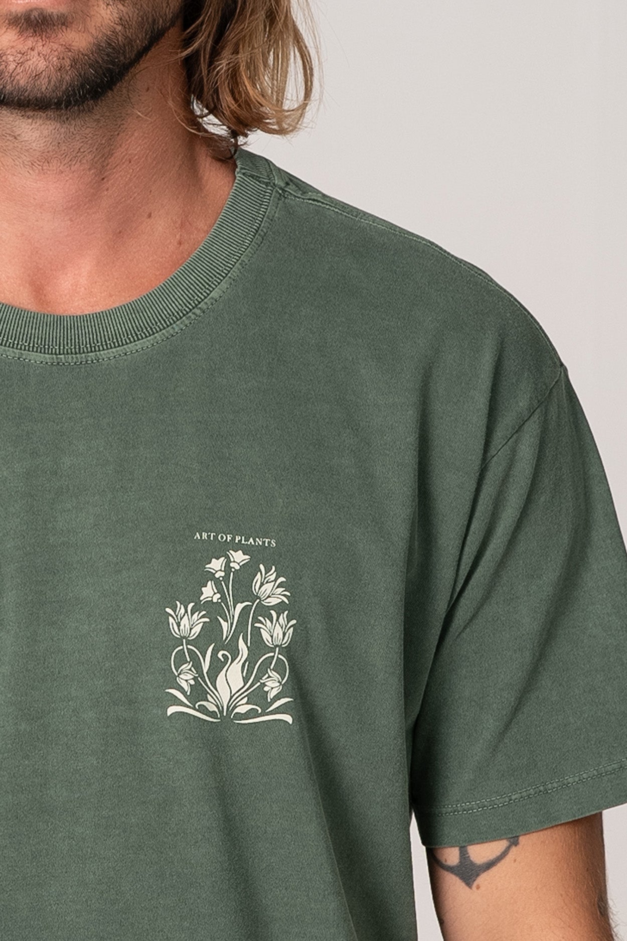 Camiseta Art of Plants VERDE ESCURO STONED