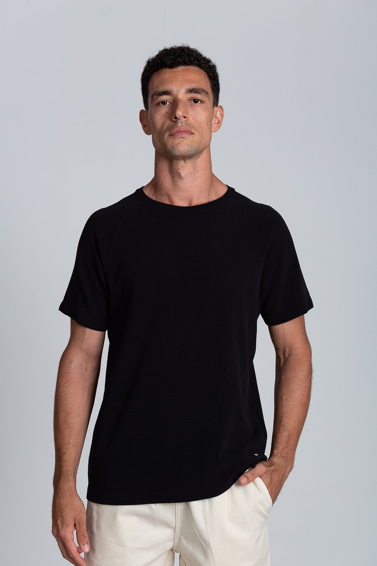 Camiseta Raglan Layer Preto