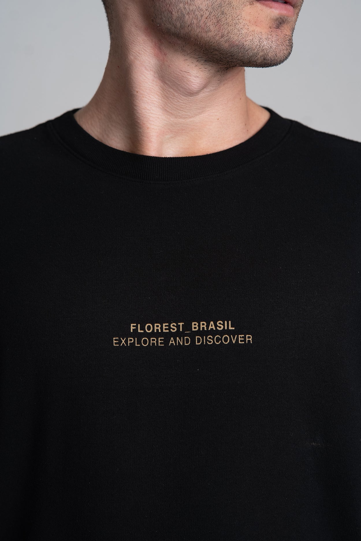 Camiseta Native Research Over Preto