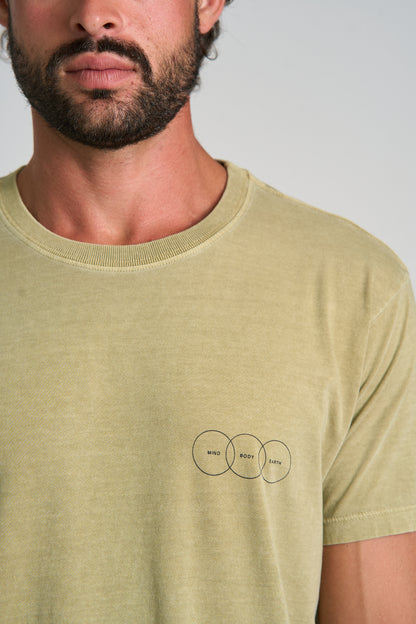 Camiseta Three Homes Stone Verde Militar