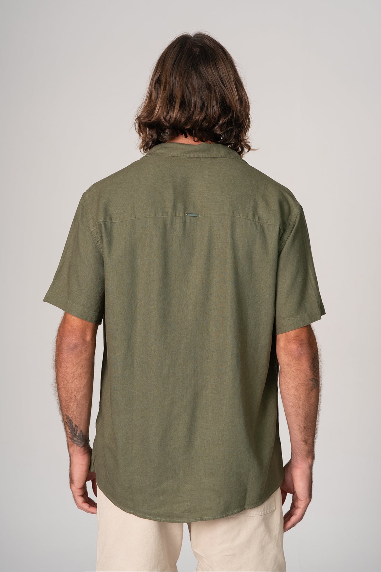 Camisa Satu Linho Verde Militar