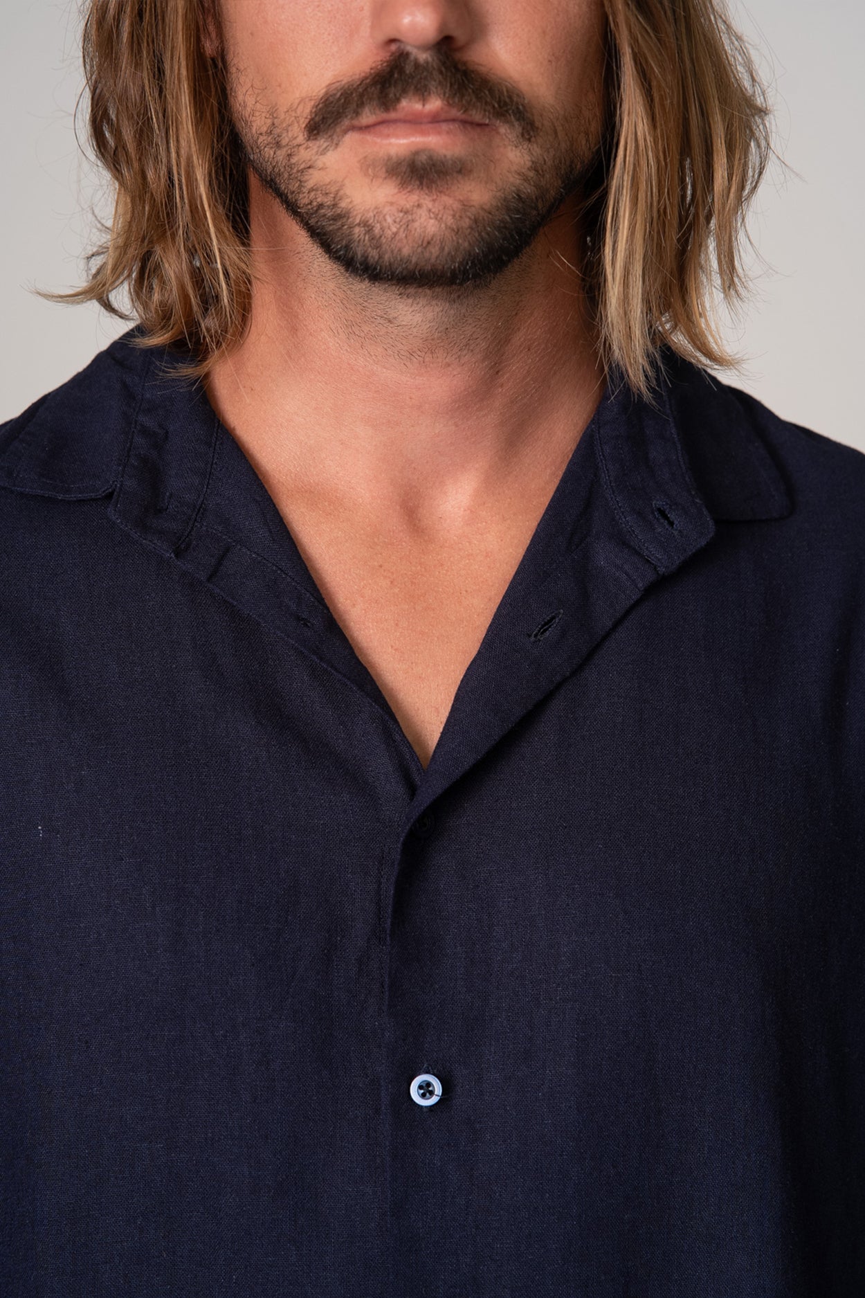 Camisa Satu Linho Azul Escuro